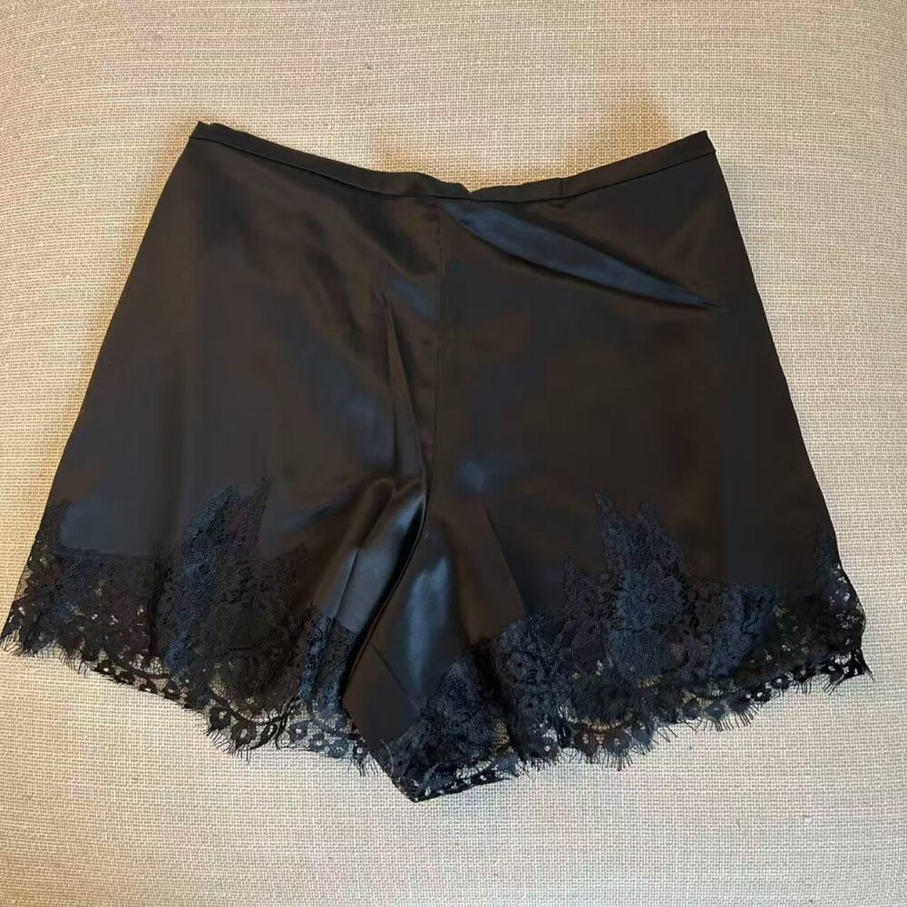 BEST Reformation Fern Satin Short Medium Black Noir French Lace Classic - Picture 6 of 10